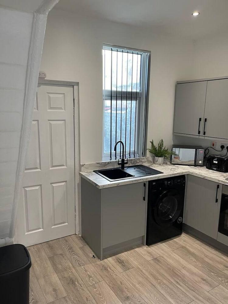 Immaculate Luxury 2-bed Apartment in Liverpool