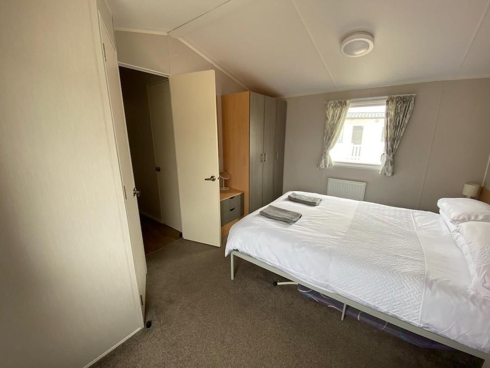 Captivating 2-bed Villa in Pevensey