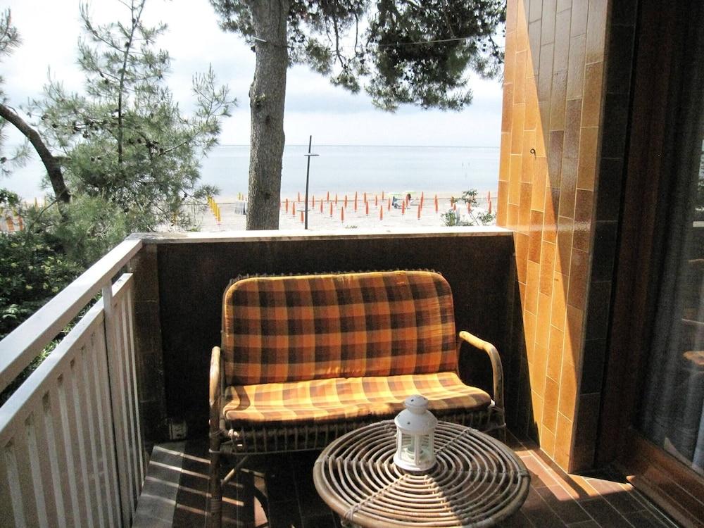 Breathtaking Seaview in Grado-beahost Rentals