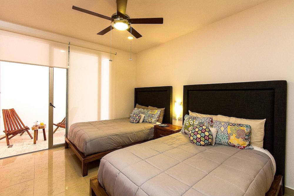 Breathtaking 2 Bedroom, Private Terrace - Bbq