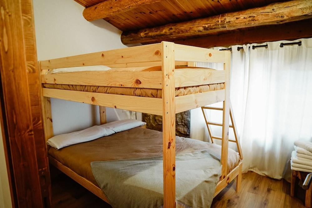 Cases Altes de Posada