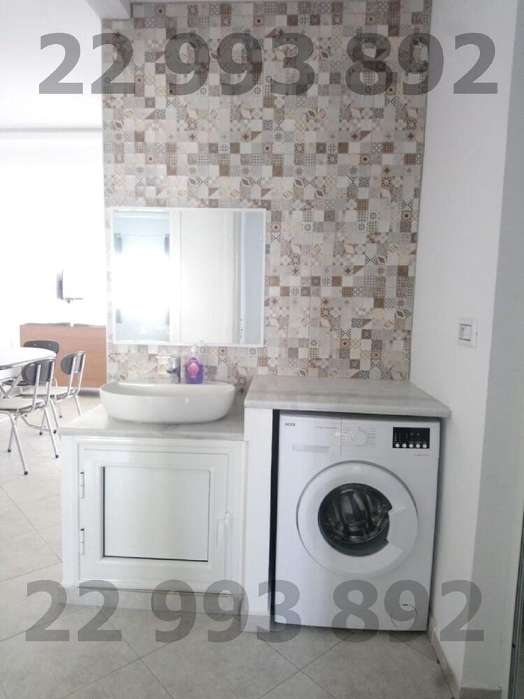 Second Position Beach Dar Allouche Kélibia Rfi Rdc