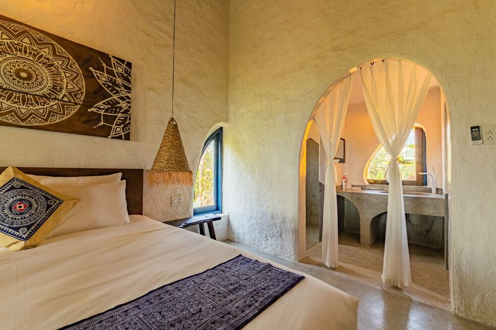 Beachfront Flow house