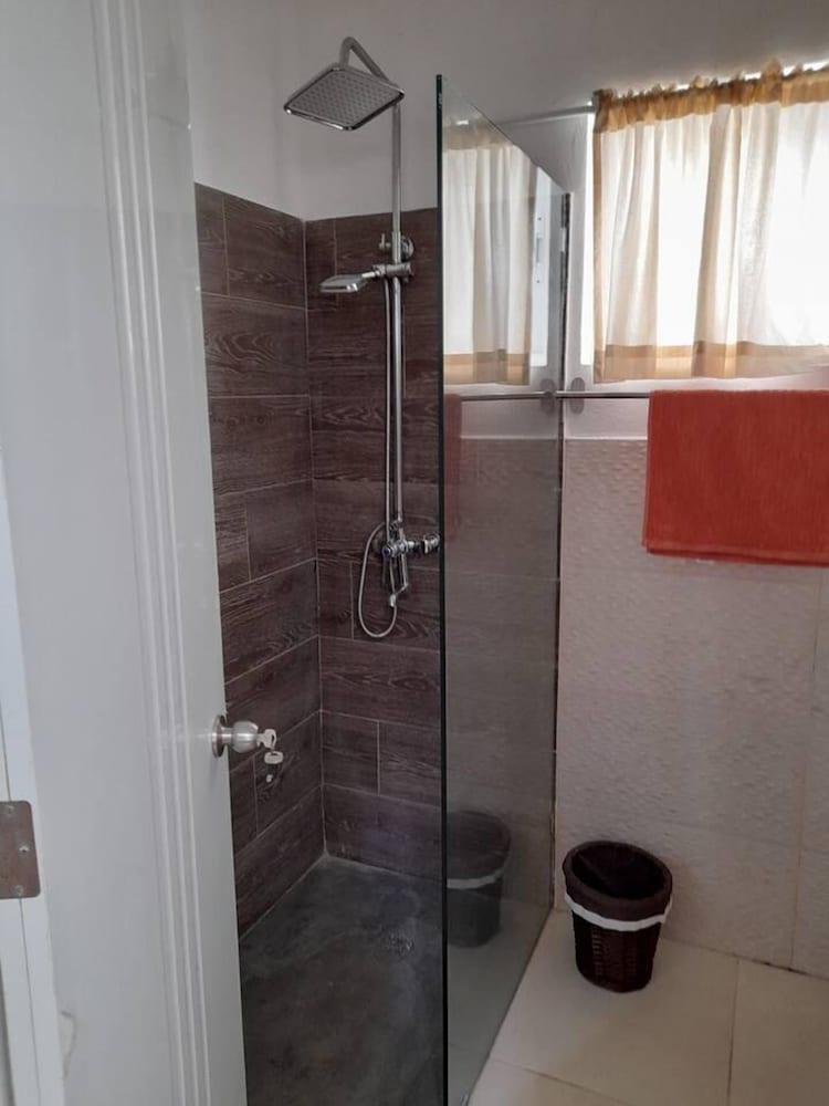 Seaside House With Privatepool