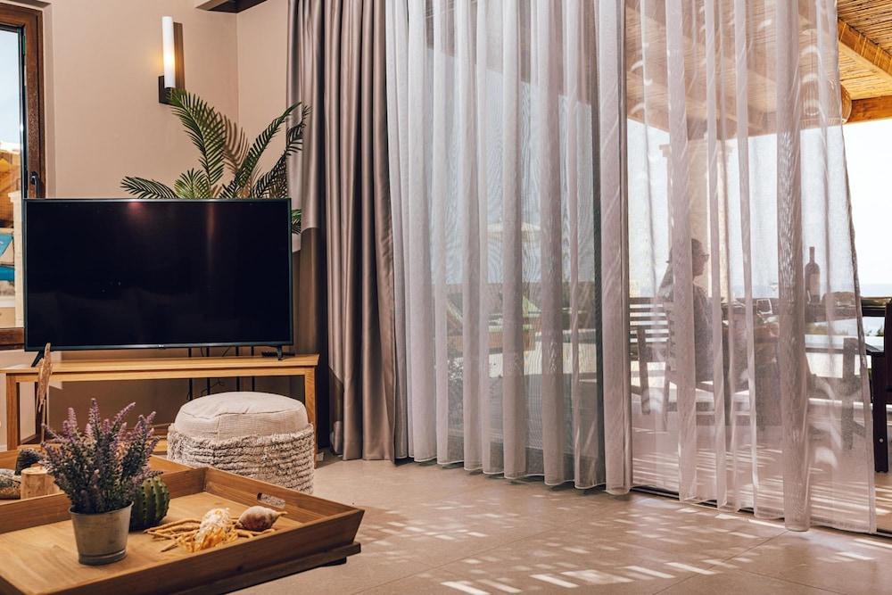 Terra Lucis Mountain Residences Aether Villa