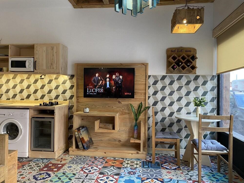 Central Studio Flat Close to Sea in Muratpasa