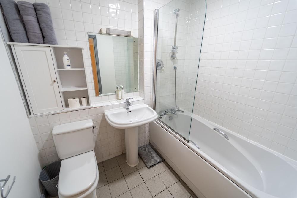 Stunning 1 Bed Flat - Elite Birmingham Complex