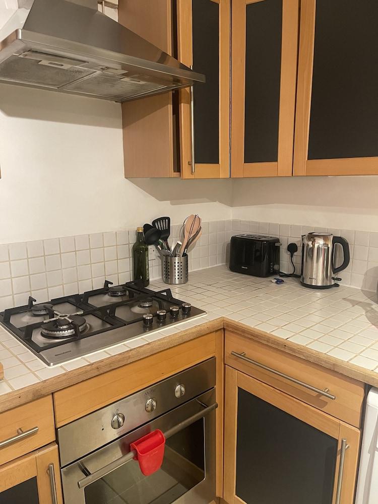 Barbican Pad by condokeeper