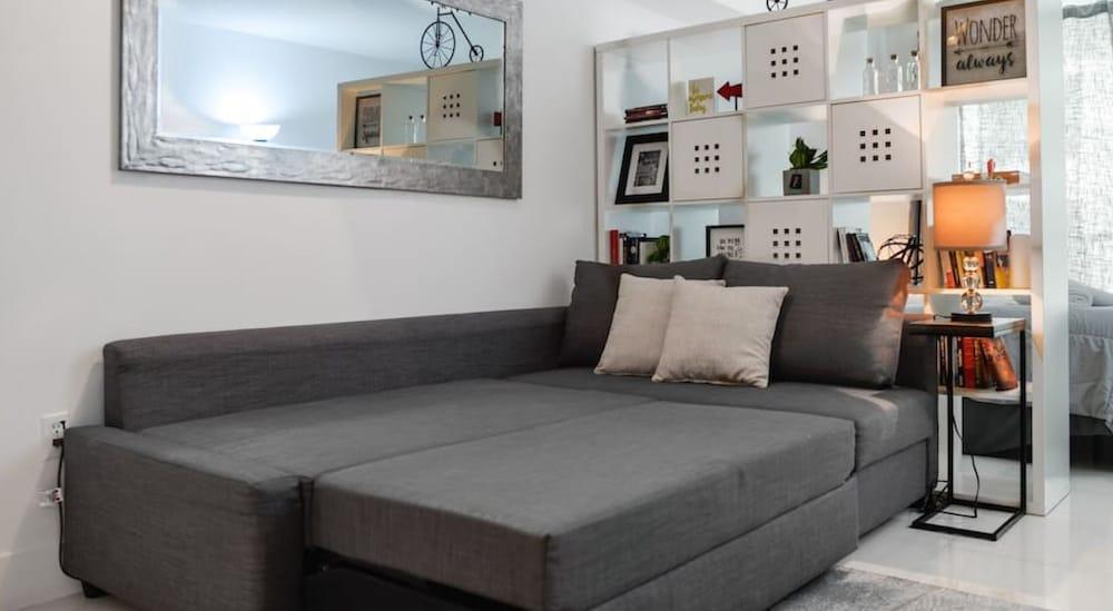 We host Fascinating Studio at Brickell