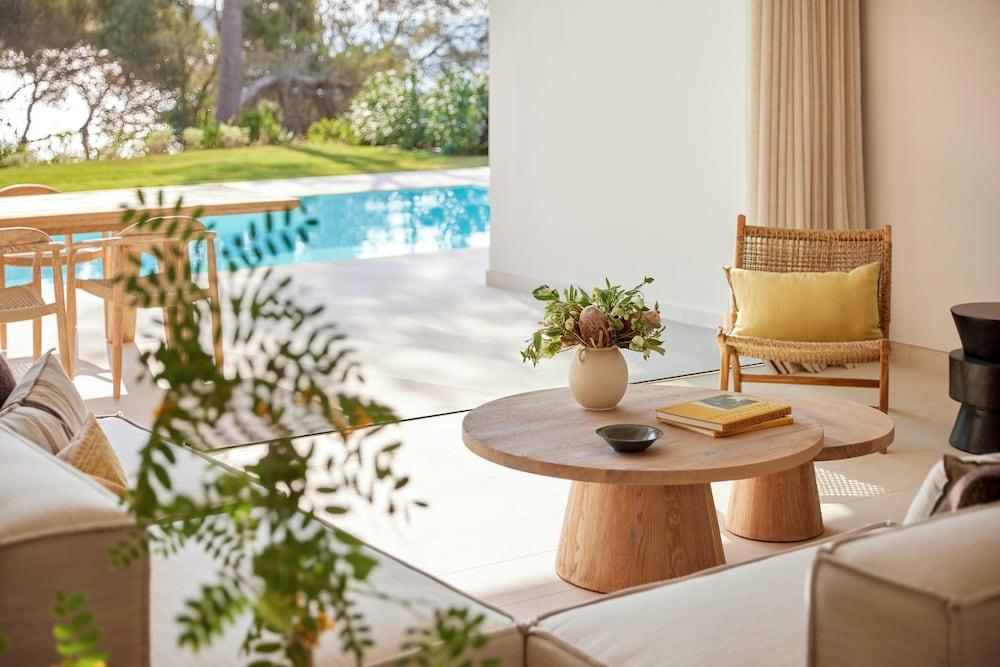 Ikos Porto Petro – All inclusive