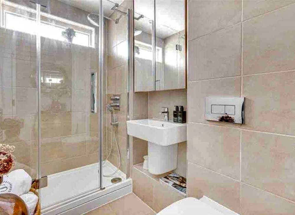 Modern Apartment in London