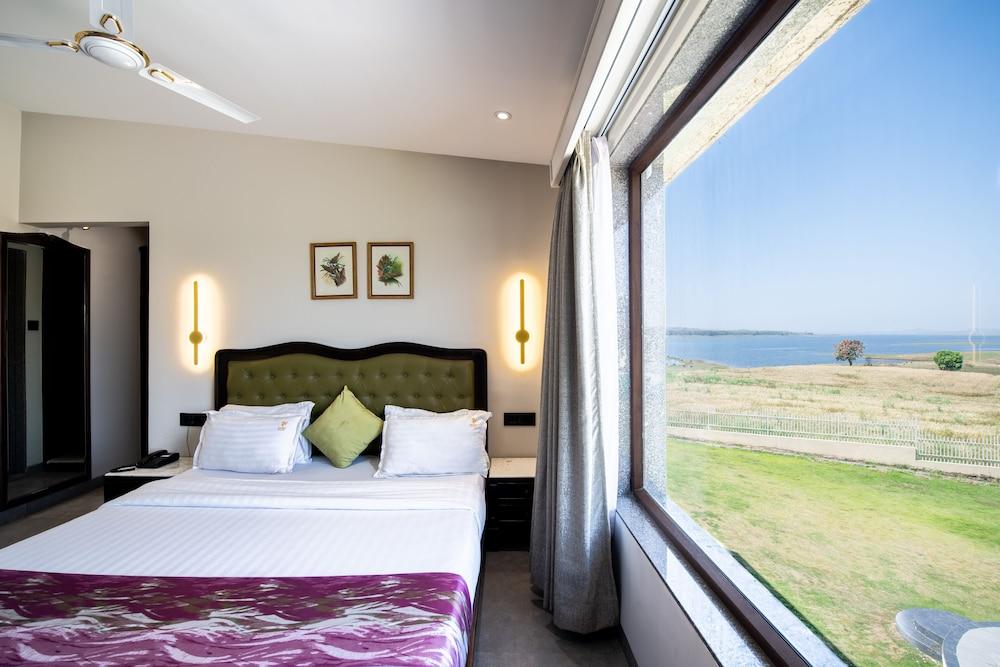 Parijat Lake Resort by GoldMark, Madhai- Satpura National Park