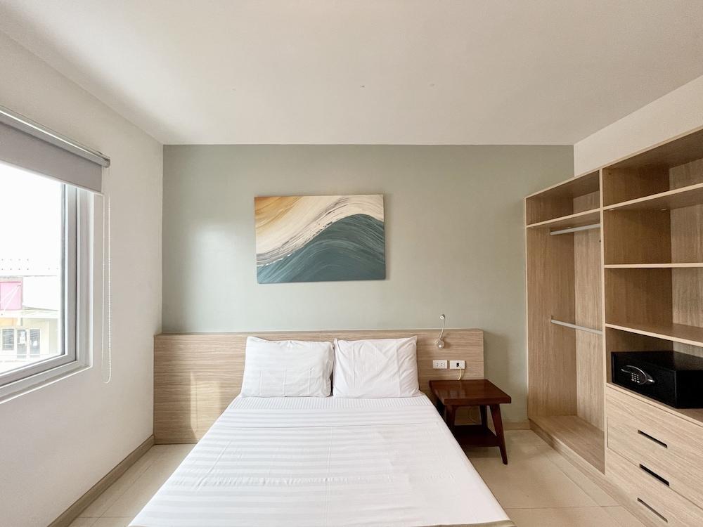 Capital O 927 Chatswood Residences