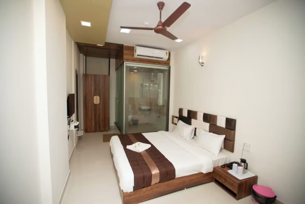 Goroomgo Avirahi Mumbai