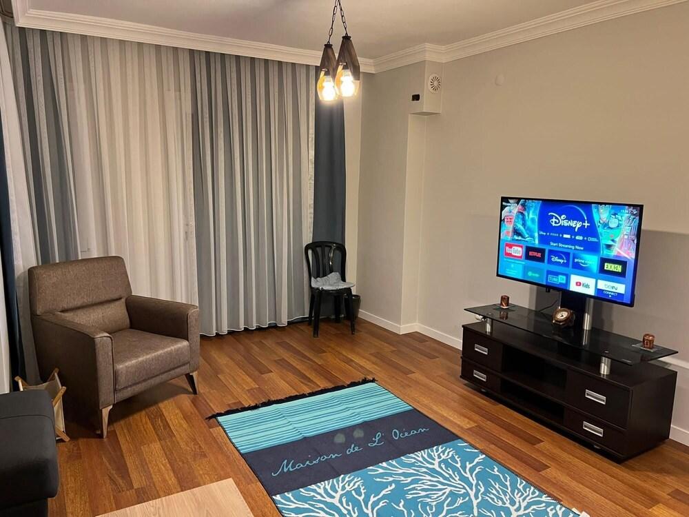 Apartment With Balcony in Seferihisar