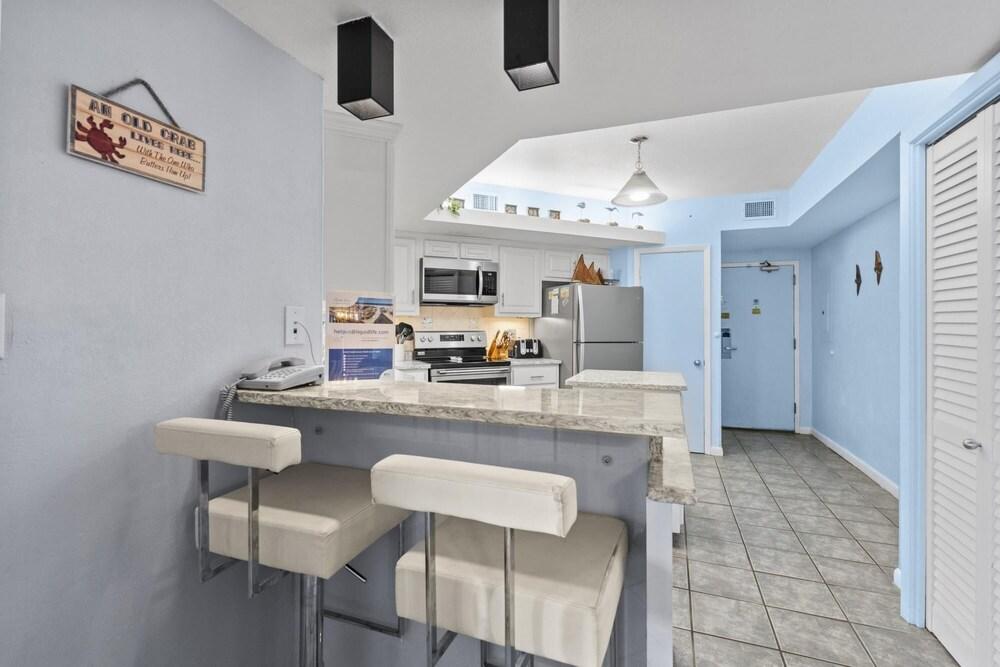 Beachfront Condo on White Sands Multiple Pools