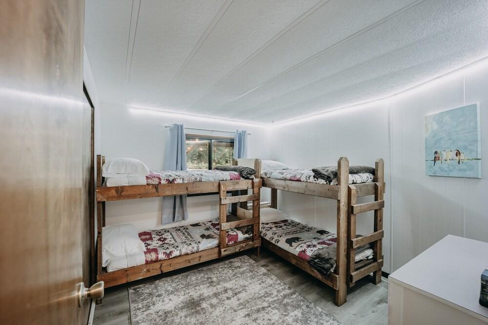 42mf - Wifi - Hot Tub - BBQ