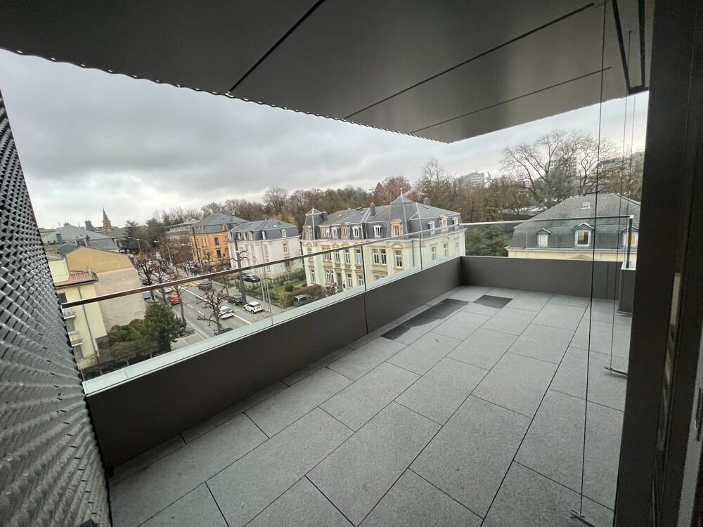 Exquisite 2BR Apt Ville Haute District