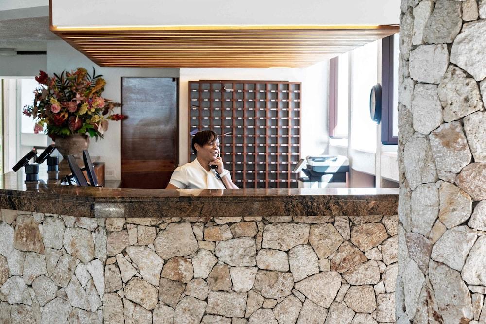 Royal Islander Resort La Plage