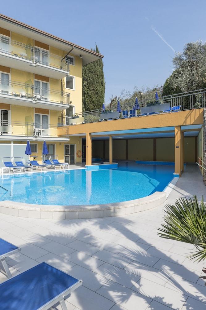 Hotel Drago - Garda Lake Collection