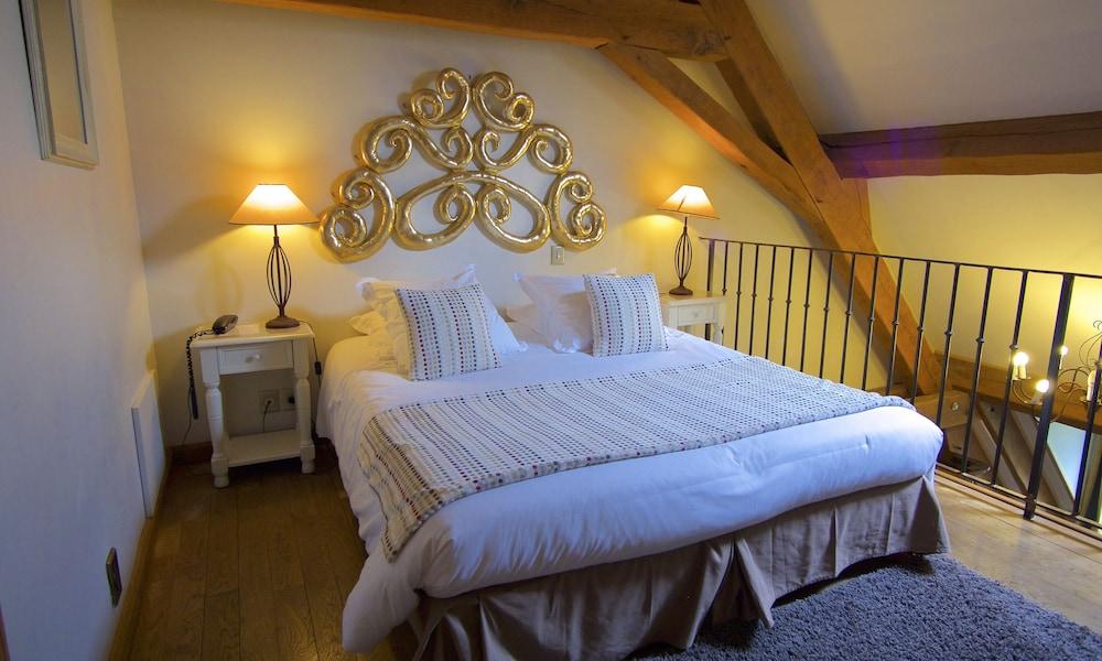 Hostellerie de la Tour d'Auxois