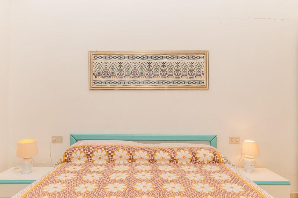 I Fari 48 600mt From The Beach