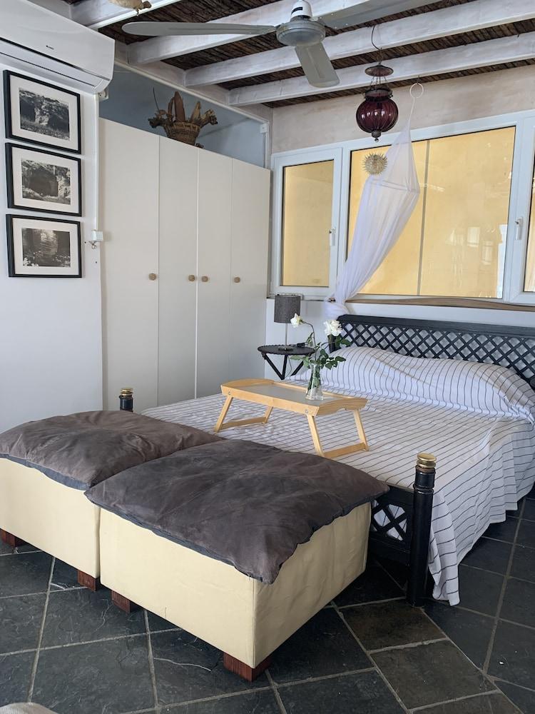 Roditses Beach sea front Apartments