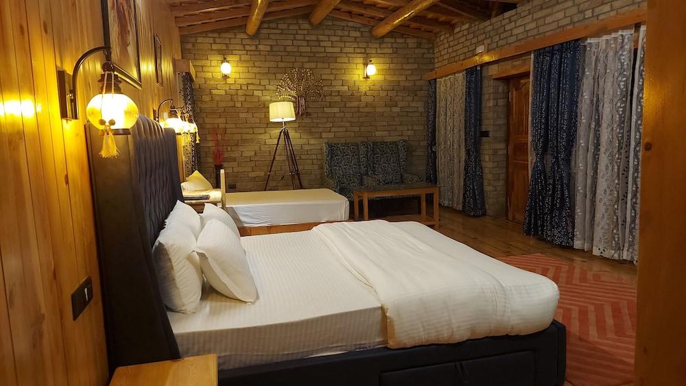 Kasar Himalaya Holiday Resorts