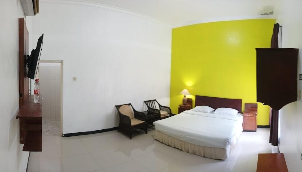 Batu Indah Pool Villa