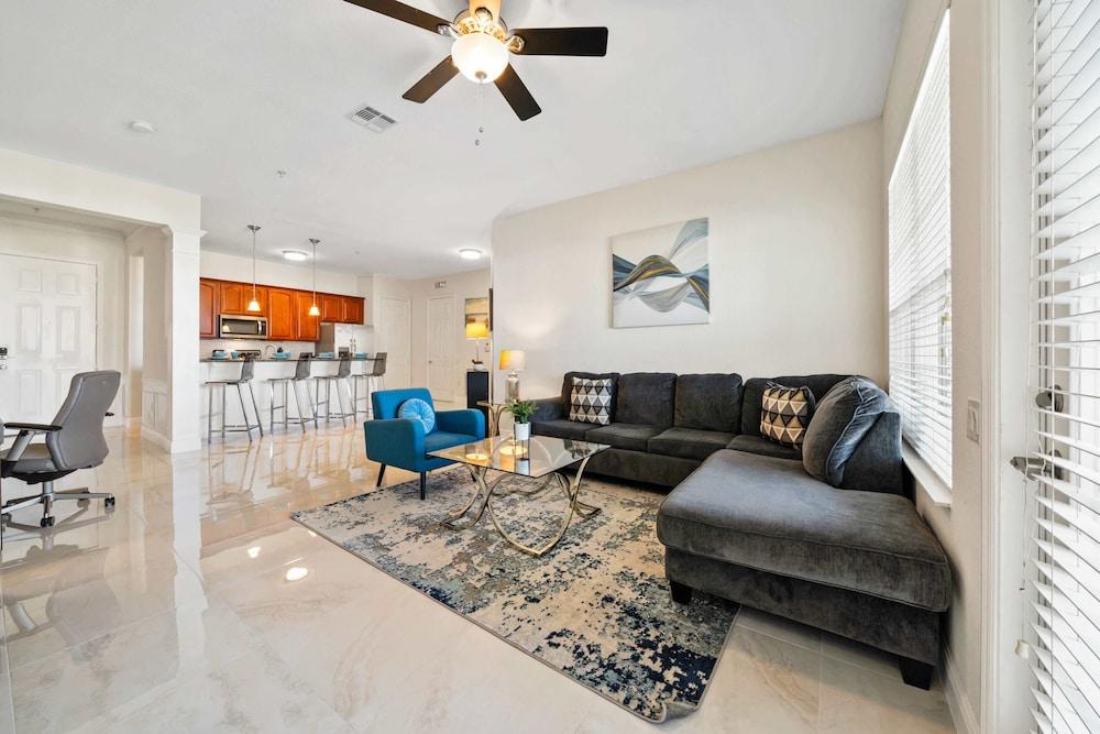 4804 Cayview Avenue #401