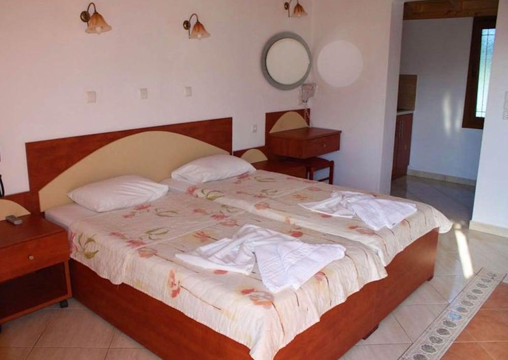 A Spacious and Bright Studio With Balcony