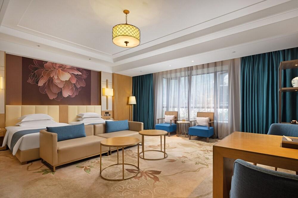 zunyi guihuashan dajiudian