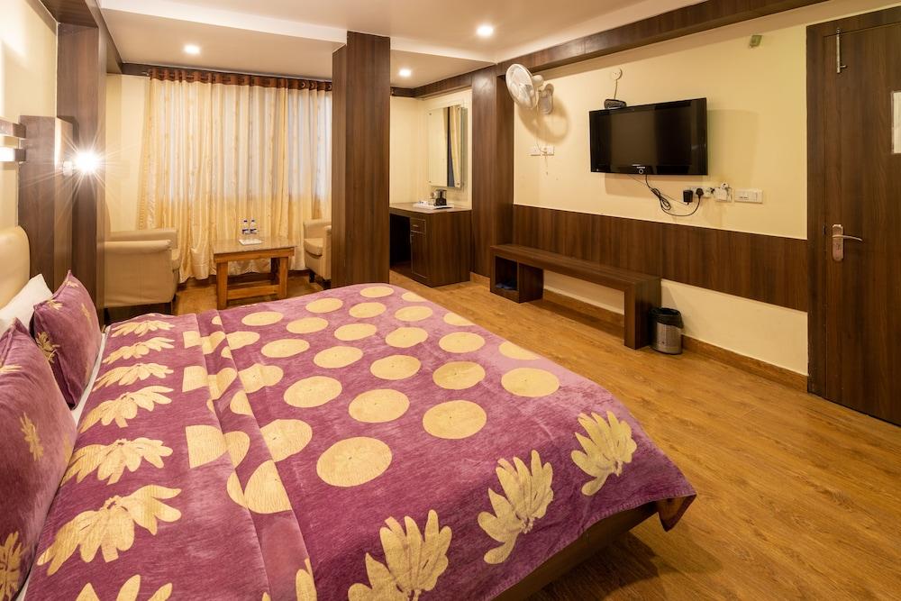 The Bridge View Premium - by Empire Estate