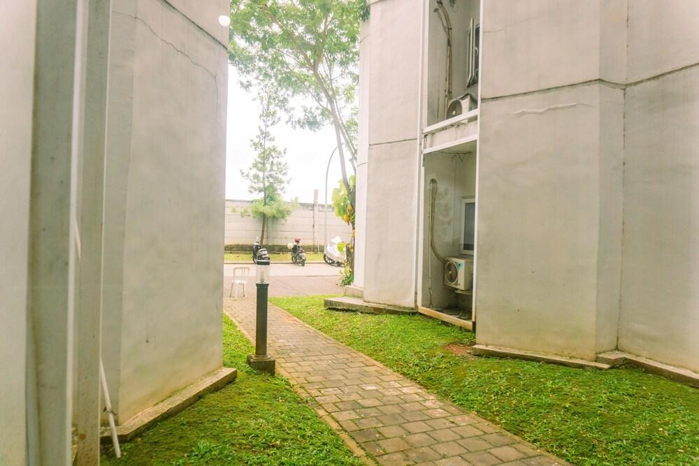 Simple Designed (No Kitchen) Studio Apartment At Aeropolis Residence