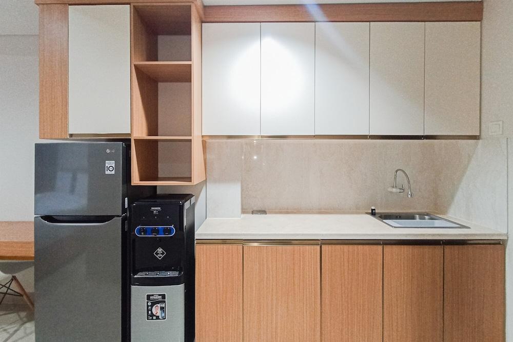 Homey Studio At Patraland Amarta Apartment