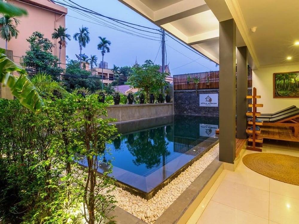 Plumeria Hotel & Spa