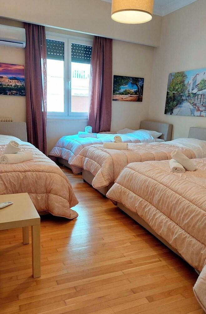 Grand Apartment in Parliament Square