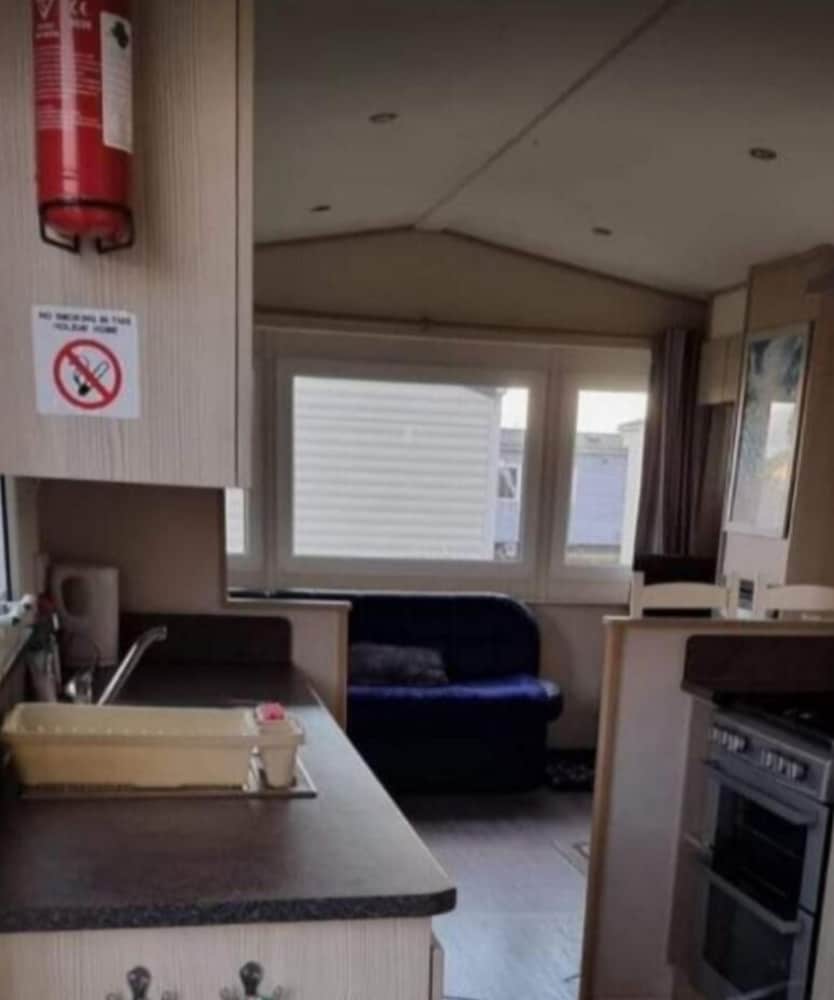 Lovely Multiple dog Friendly Caravan Rhyl