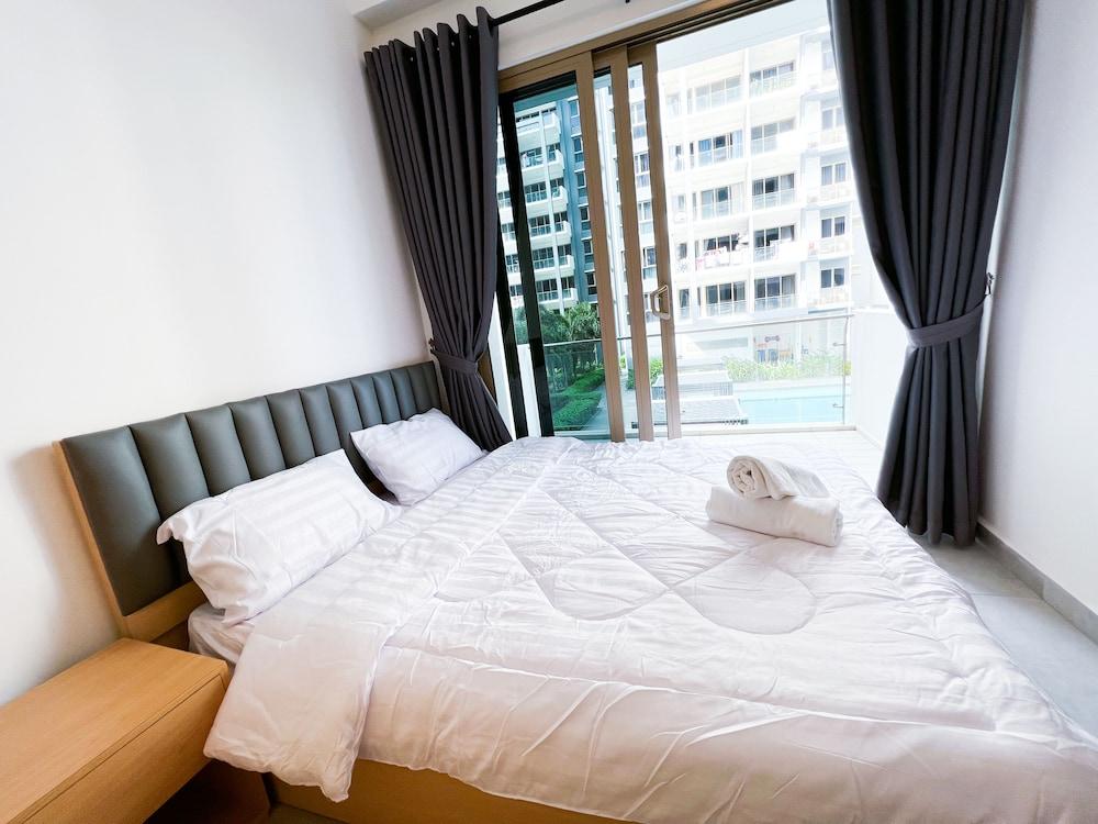 Axis Residence by Caerus Management