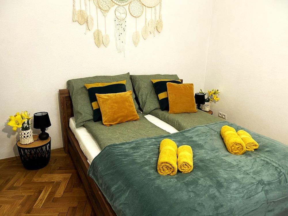 Green House apartment