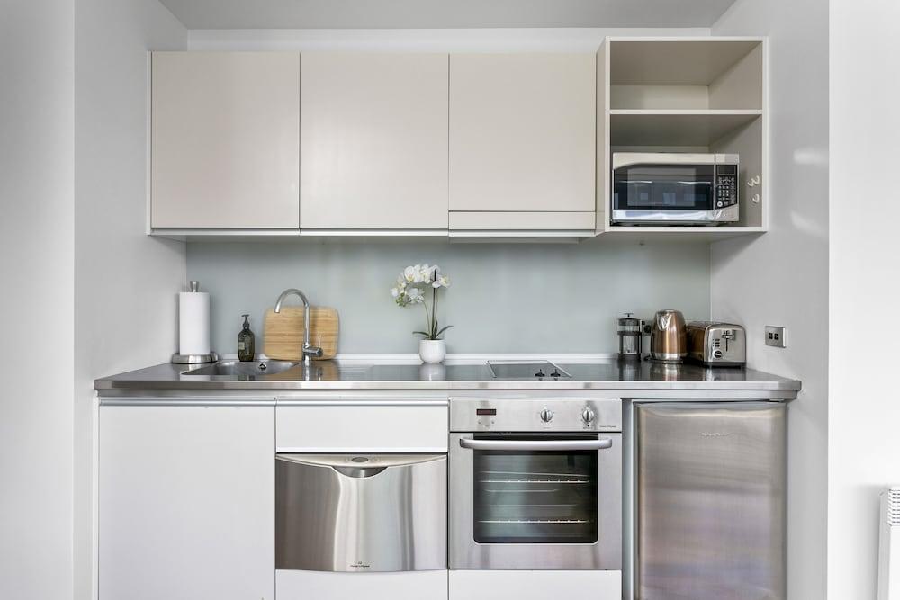 Light and convenient city living