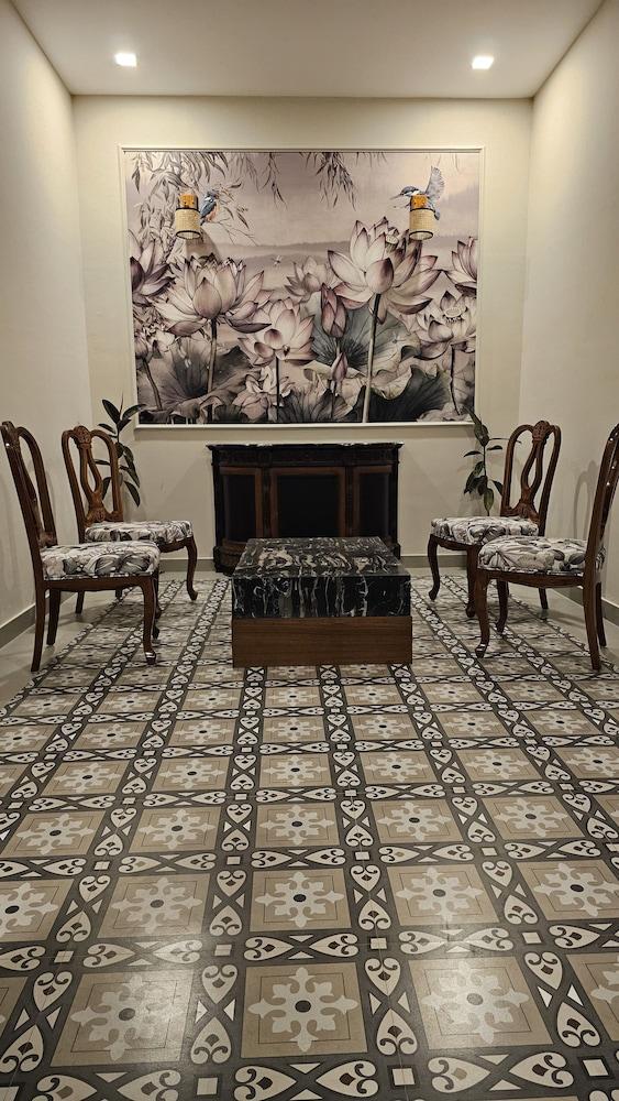 Srina Vilas, Corbett