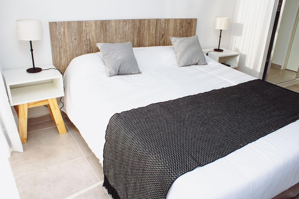 Ramada Residences by Wyndham Puerto Madryn CQ Mitre