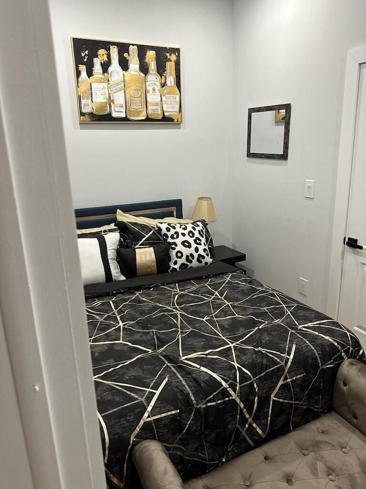 Latisha luxury place