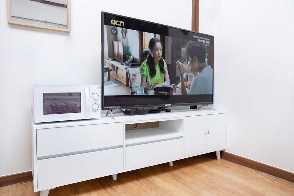 Yangyang River Pension