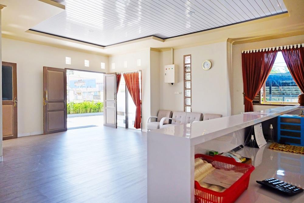 Collection O 91046 Hotel Remaja Indah Masamba