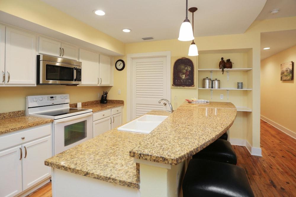 Club at Mexico Beach 2J