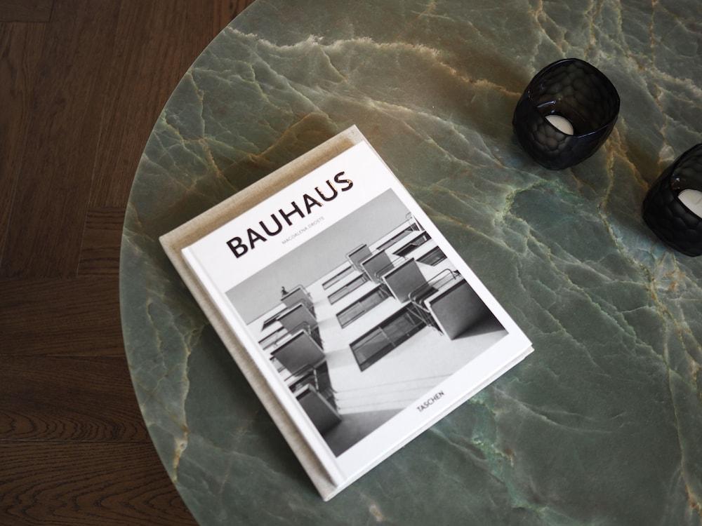 Hypernym Hotel & Suites