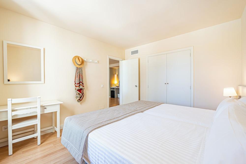 Intelier Rosella Hotel