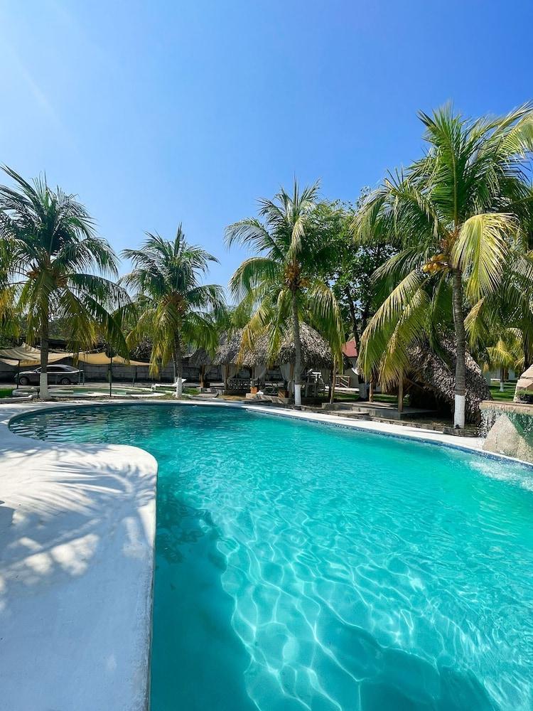 Santorini Village - Hotel Boutique